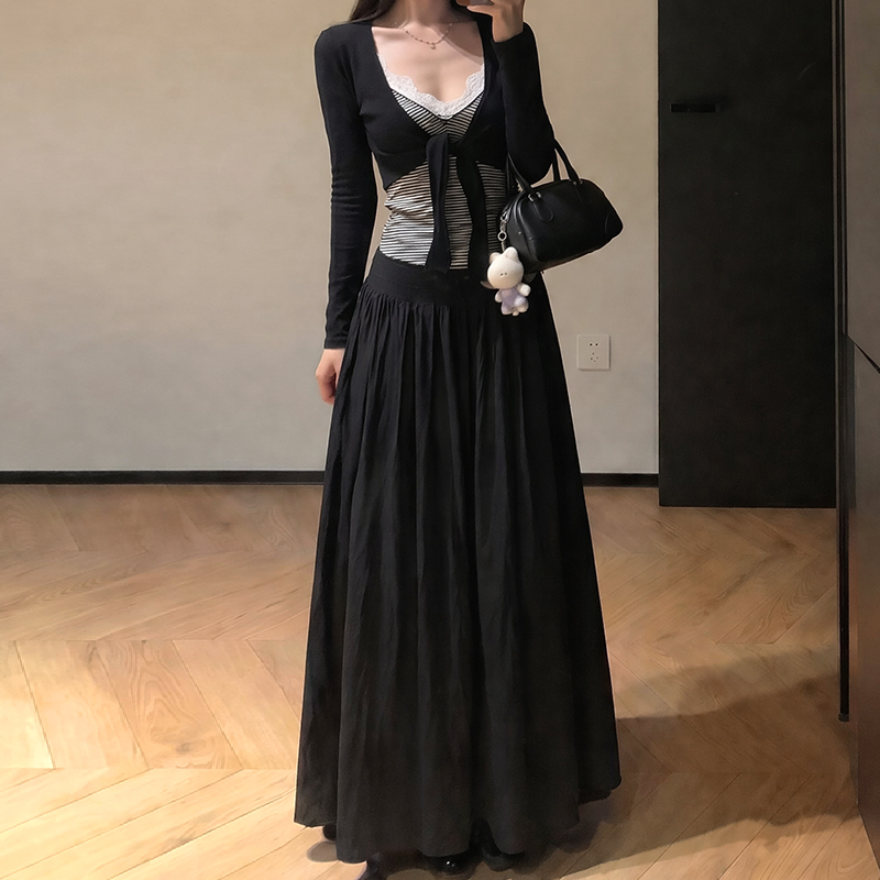 實拍半身長裙輕奢高級感垂感女夏季2026新款褶皺高腰a字大擺傘裙