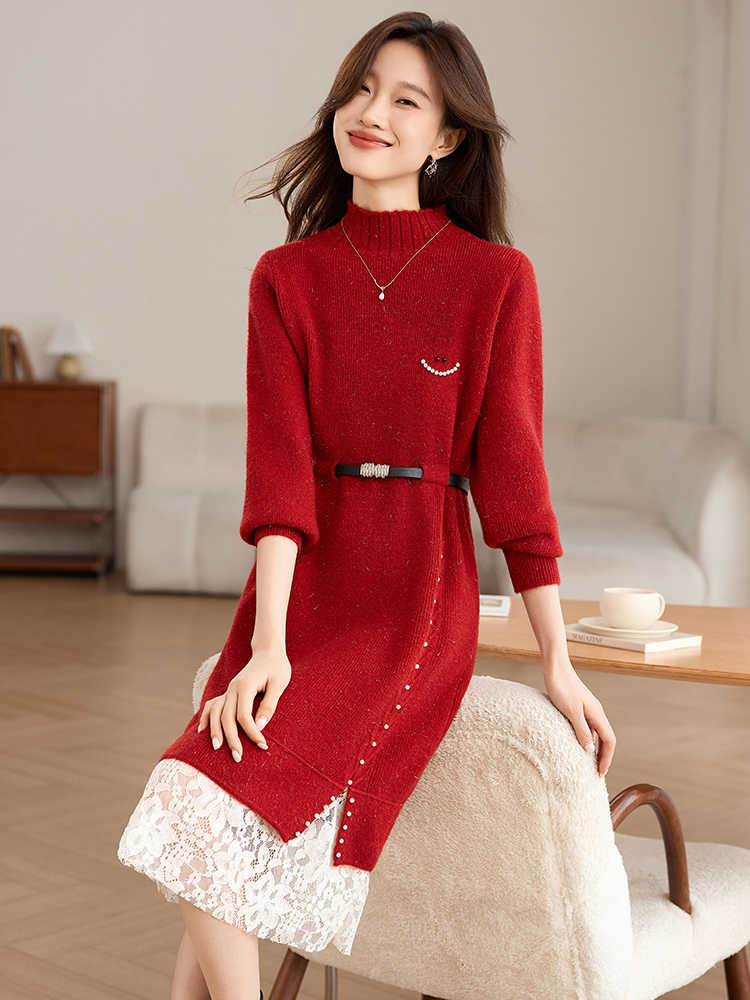 MY17448# 高级感减龄红色毛衣裙女拼接蕾丝配大衣中长款针织打底连衣裙...