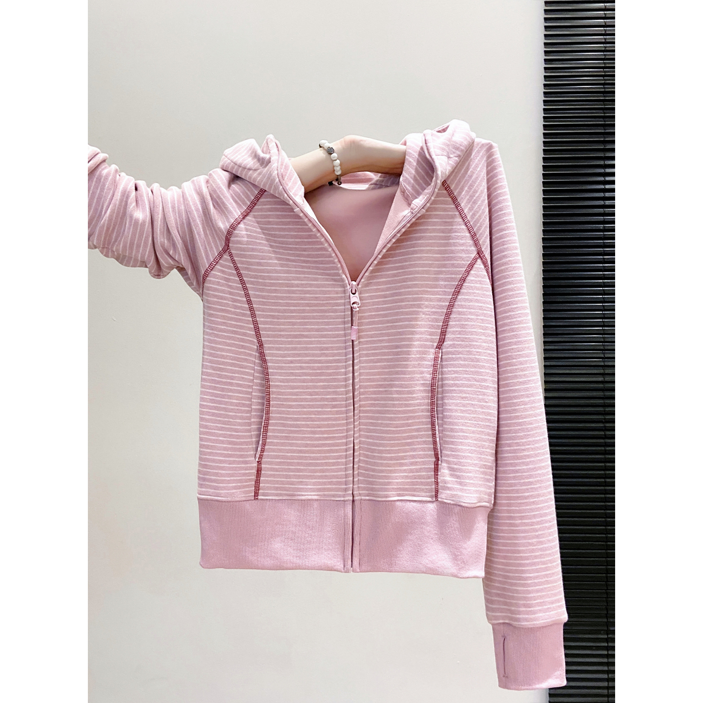 RY7851# 撞色条纹连帽拉链开衫卫衣女秋季新款撞色明线小个子休闲外套上...