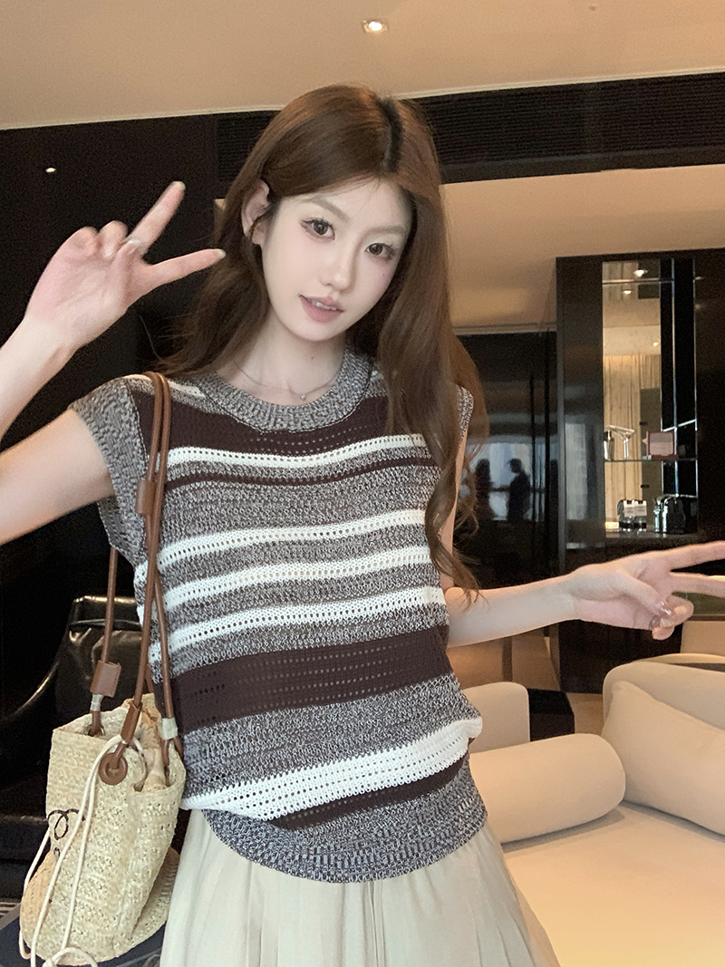 實拍~韓版條紋圓領針織衫2026夏季復古氣質套頭上衣顯瘦高級感
