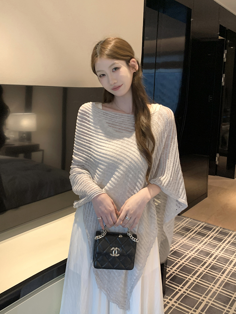 實拍~鏤空不規則蝙蝠袖針織衫女2026 春夏新款寬松顯瘦披肩上衣