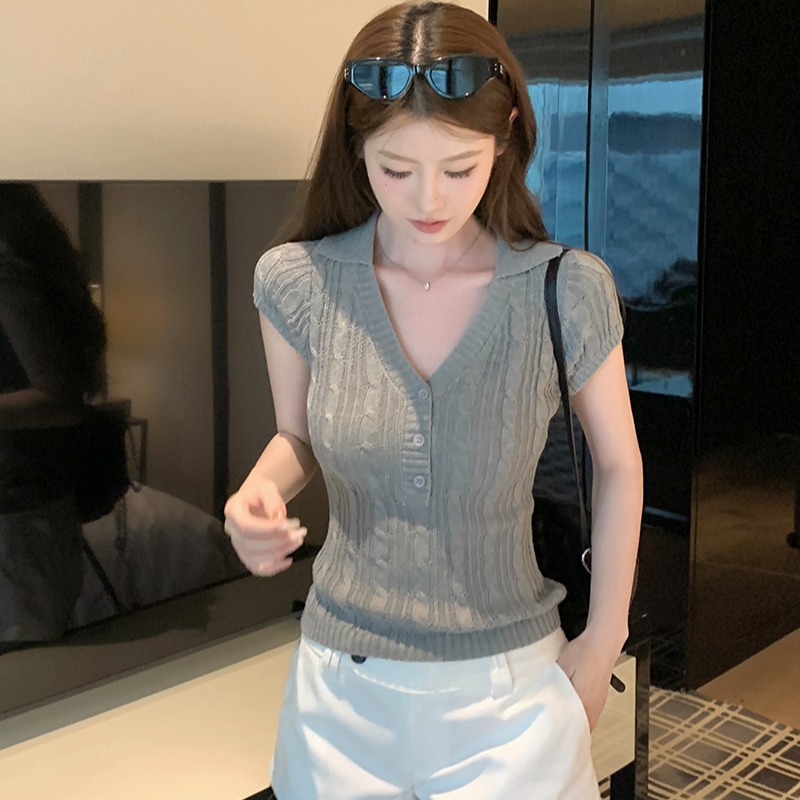 實拍~韓系溫柔風翻領針織衫女2026新款短袖半開扣修身上衣