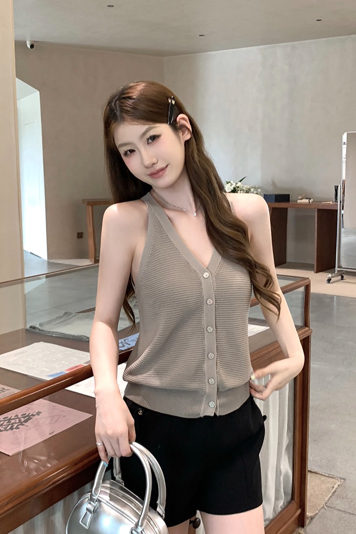 實拍~針織V領無袖單排扣背心女2026夏季新款坑條修身顯瘦氣質上衣