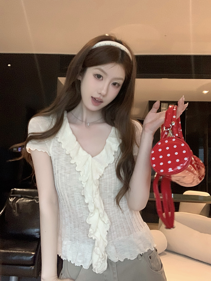 實拍~木耳邊針織衫女新款夏季修身設計感短袖上衣