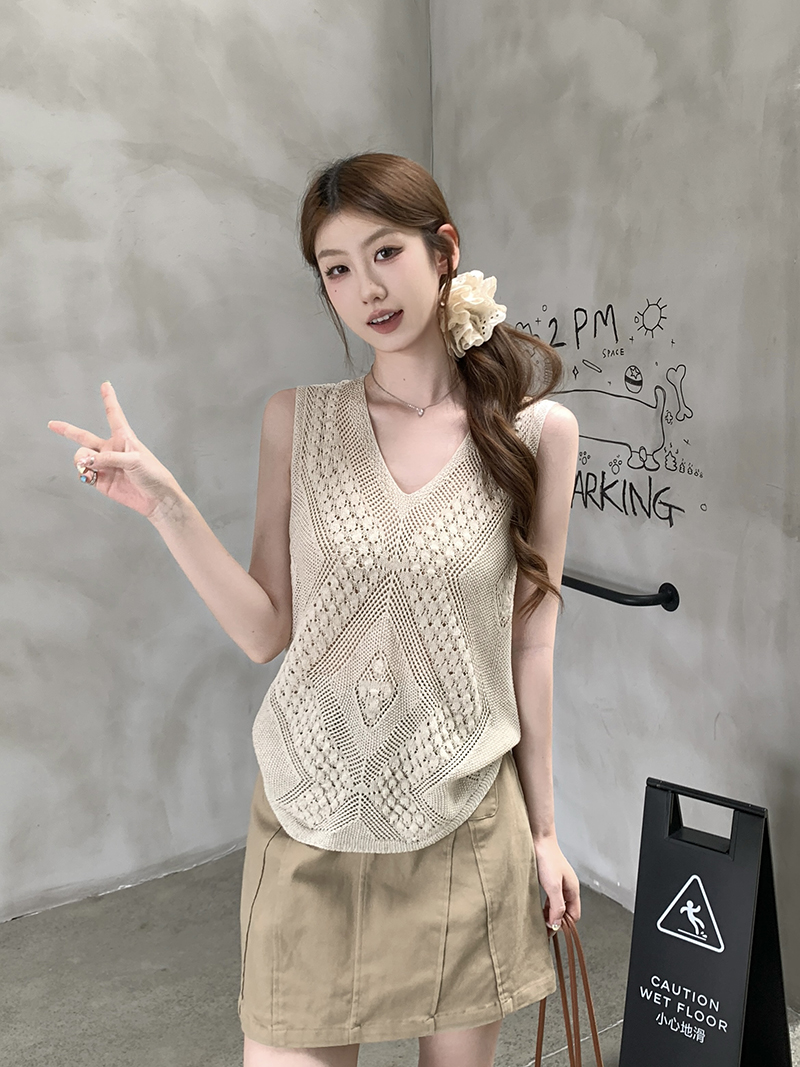 實拍~針織V領鏤空菱格無袖背心女2026夏季新款寬松顯瘦氣質上衣