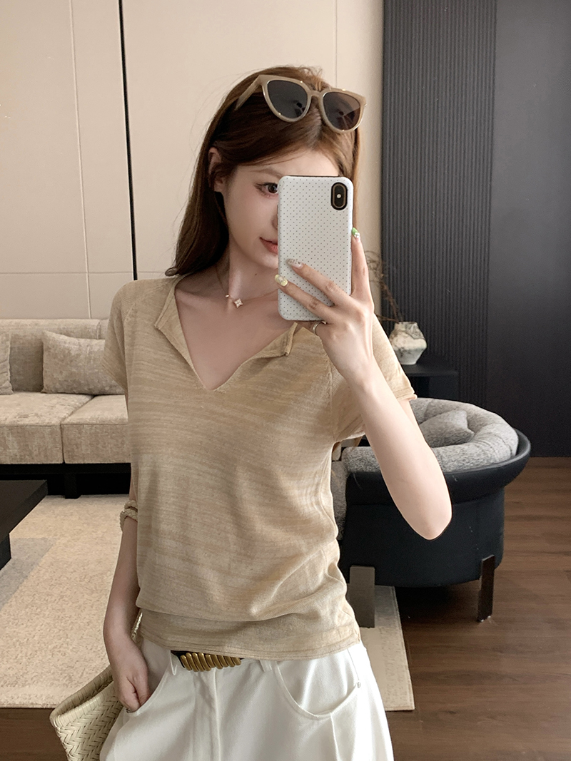 實拍~韓系復古薄款小v領短袖T恤女夏獨特氣質老錢風顯瘦慵懶上衣