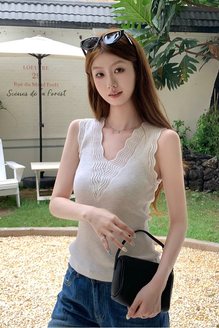 實拍~2026年夏上新韓系女人性感花邊v領修身背心