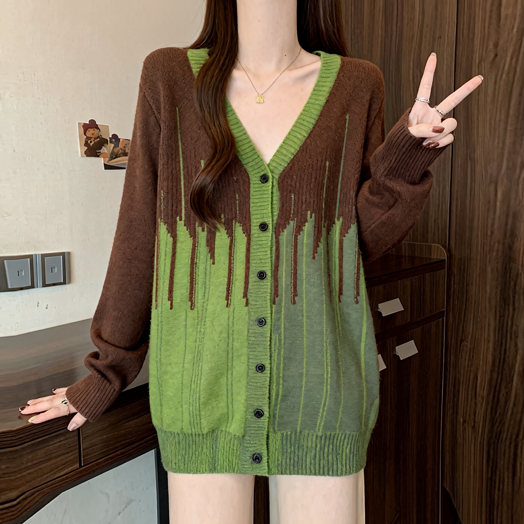 MY16367# 时髦撞色V领长袖针织开衫外套大码胖MM高级百搭显瘦上衣潮...