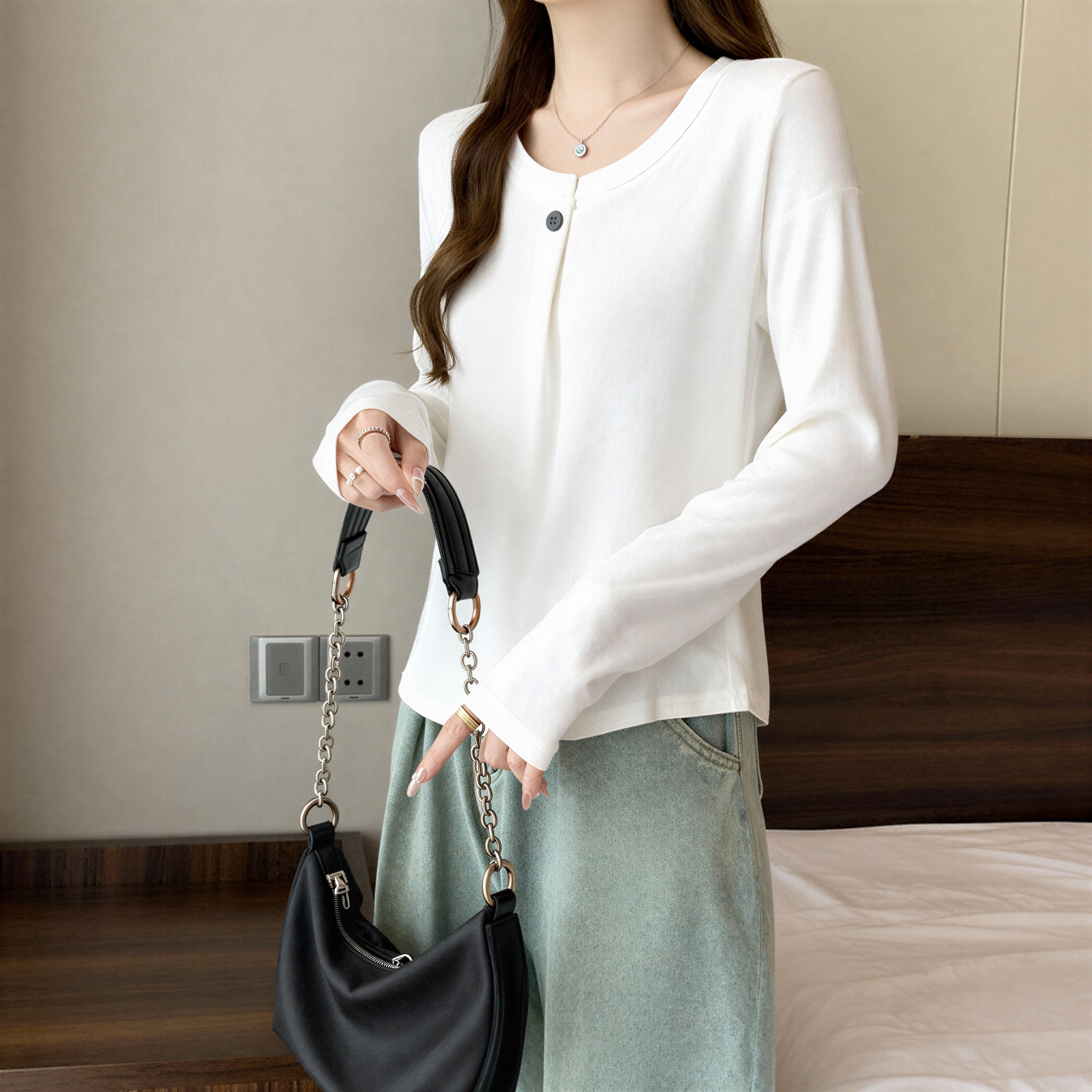 MY17456# 大码纯棉设计感白色长袖T恤新款女胖mm欧货宽松显瘦打底上衣女裝貨源服裝批發