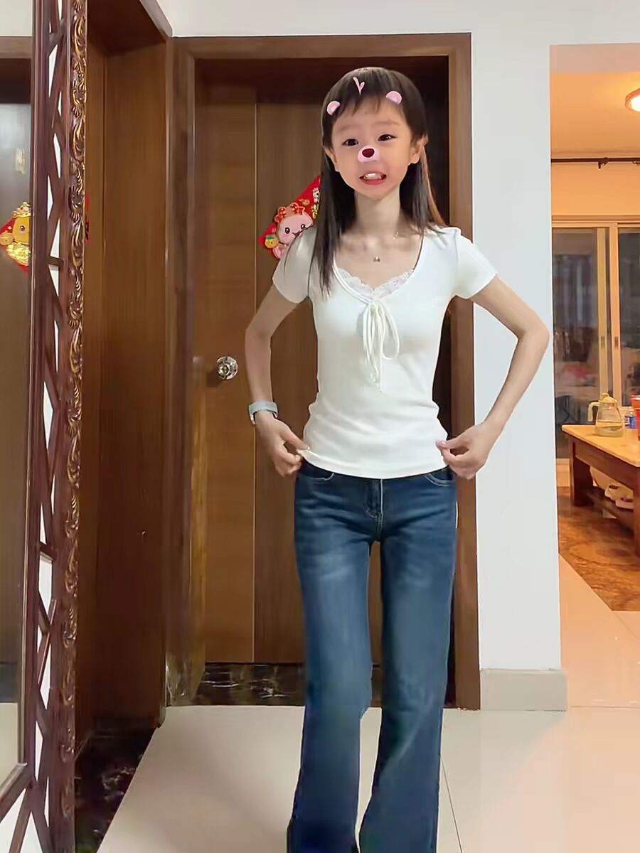 韓系白色蕾絲拼接方領短袖 T 恤女純欲風收腰顯瘦抽繩設計感上衣