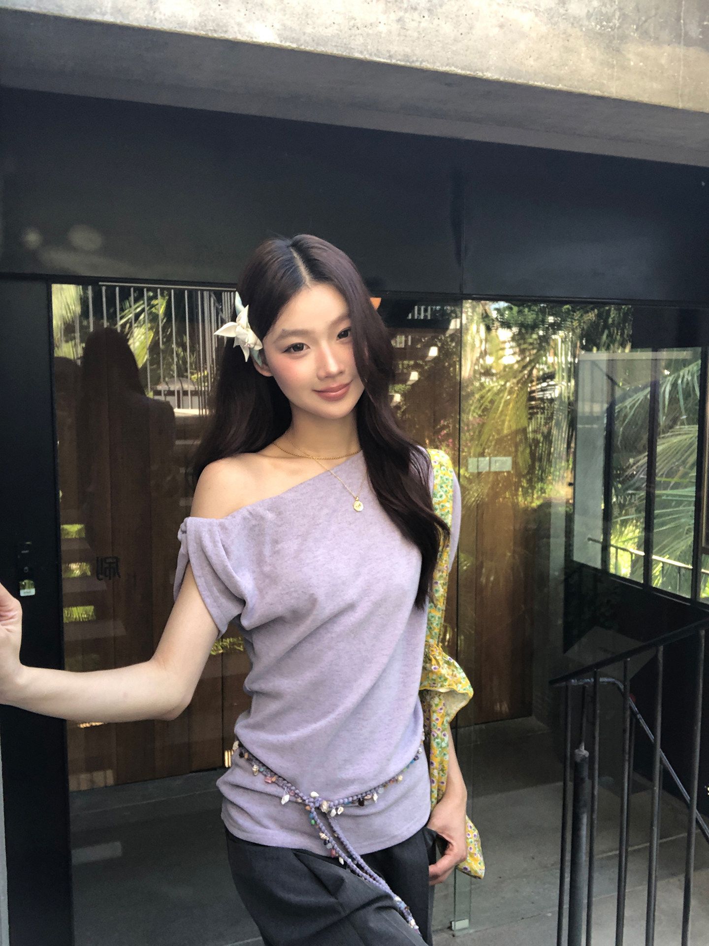 復古斜肩紫色短袖T恤女夏季新款慵懶風修身氣質收腰顯瘦上衣