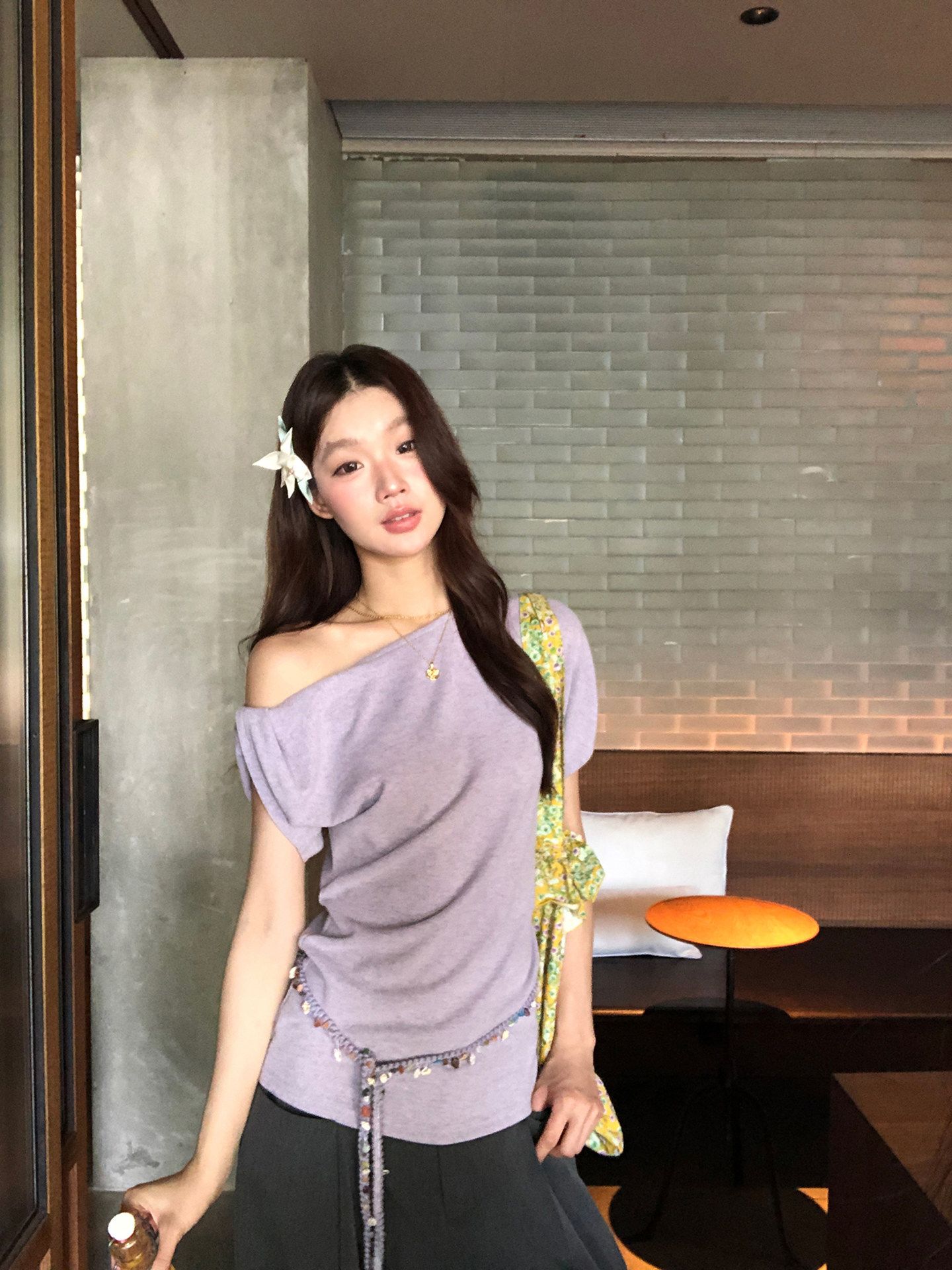 復古斜肩紫色短袖T恤女夏季新款慵懶風修身氣質收腰顯瘦上衣