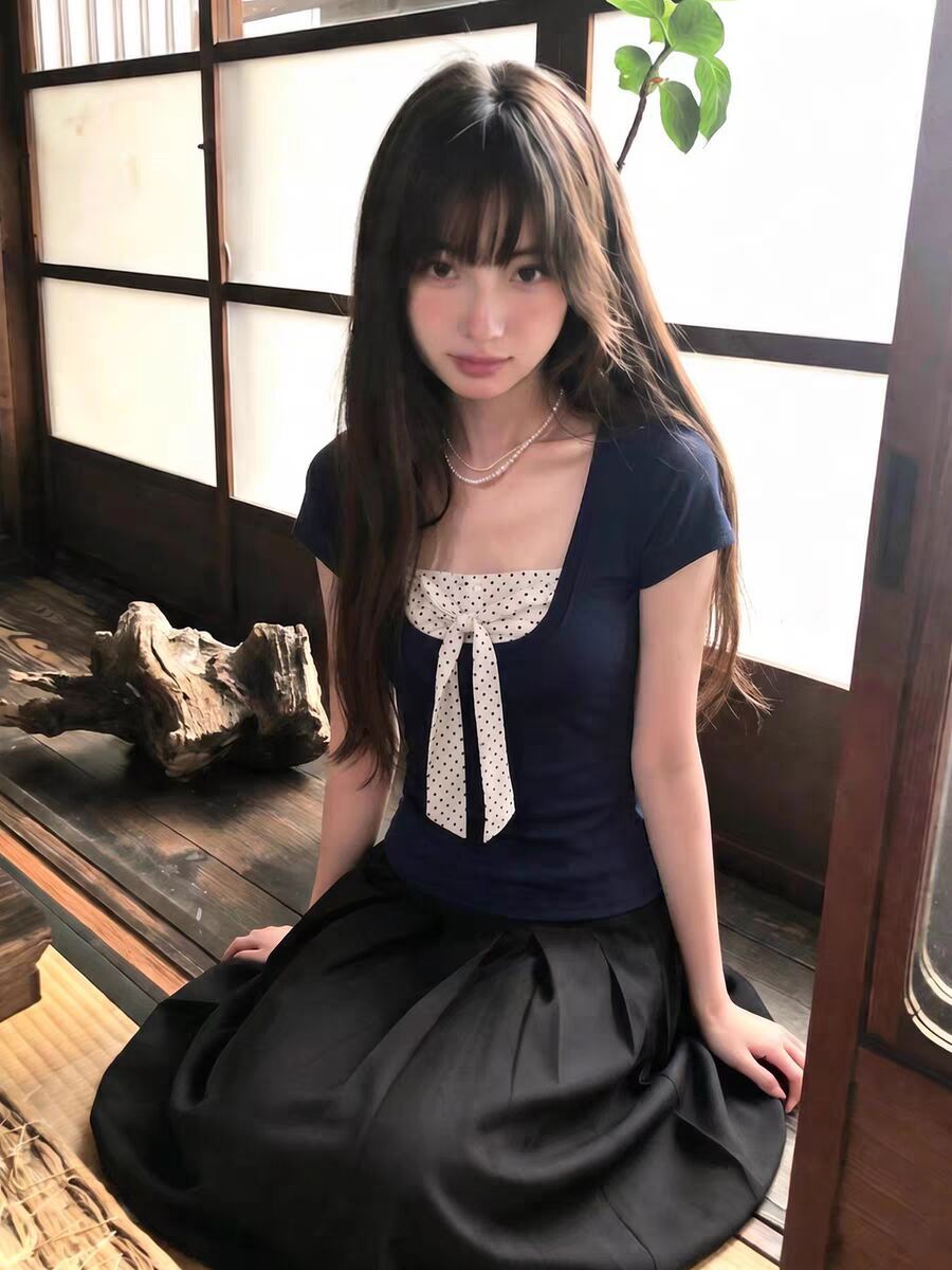 甜美藏青波點蝴蝶結方領 T 恤女修身顯瘦純欲風減齡短袖上衣