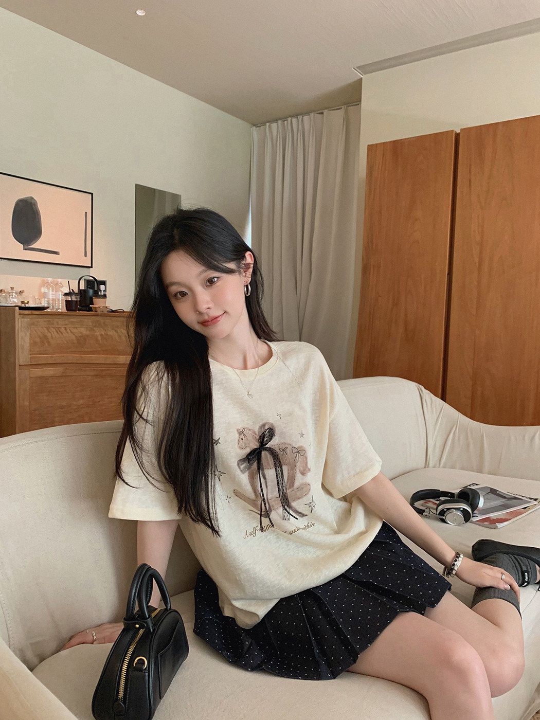 蕾絲蝴蝶結織帶木馬印花t薄款顯瘦圓領落肩短袖上衣女