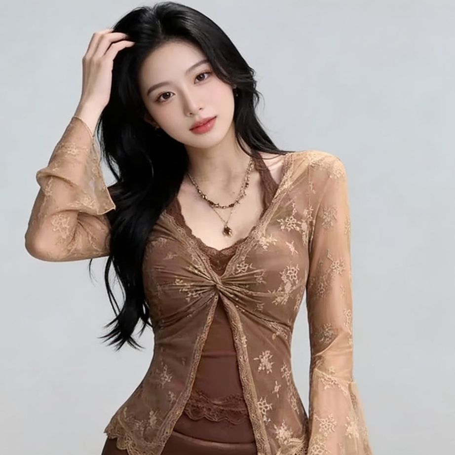 法式純欲蕾絲V領喇叭袖系帶襯衫女夏季新款顯瘦氣質上衣潮