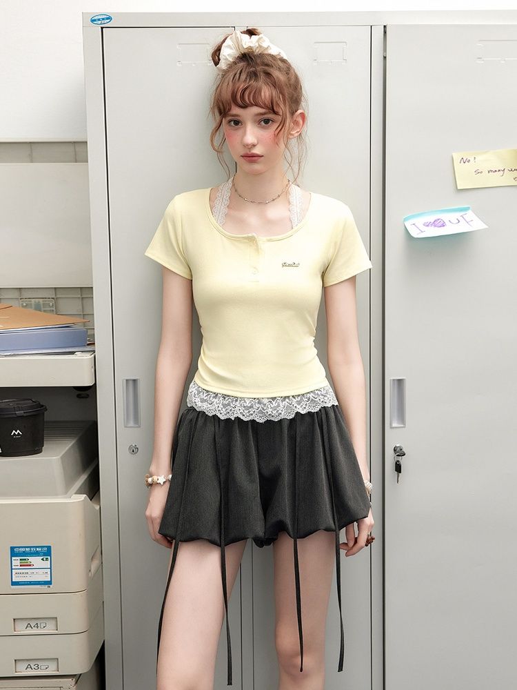 甜妹方領掛脖蕾絲短袖t恤女夏季修身收腰短款不規則上衣