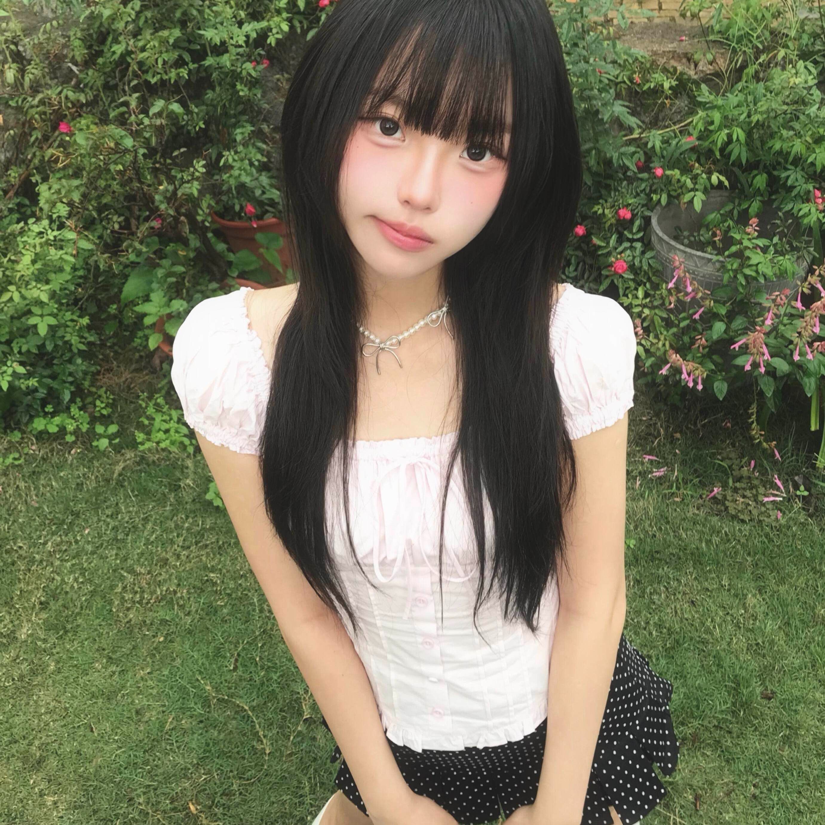 韓系粉色方領泡泡袖收腰短款上衣女純欲風夏季甜妹褶皺修身 T 恤