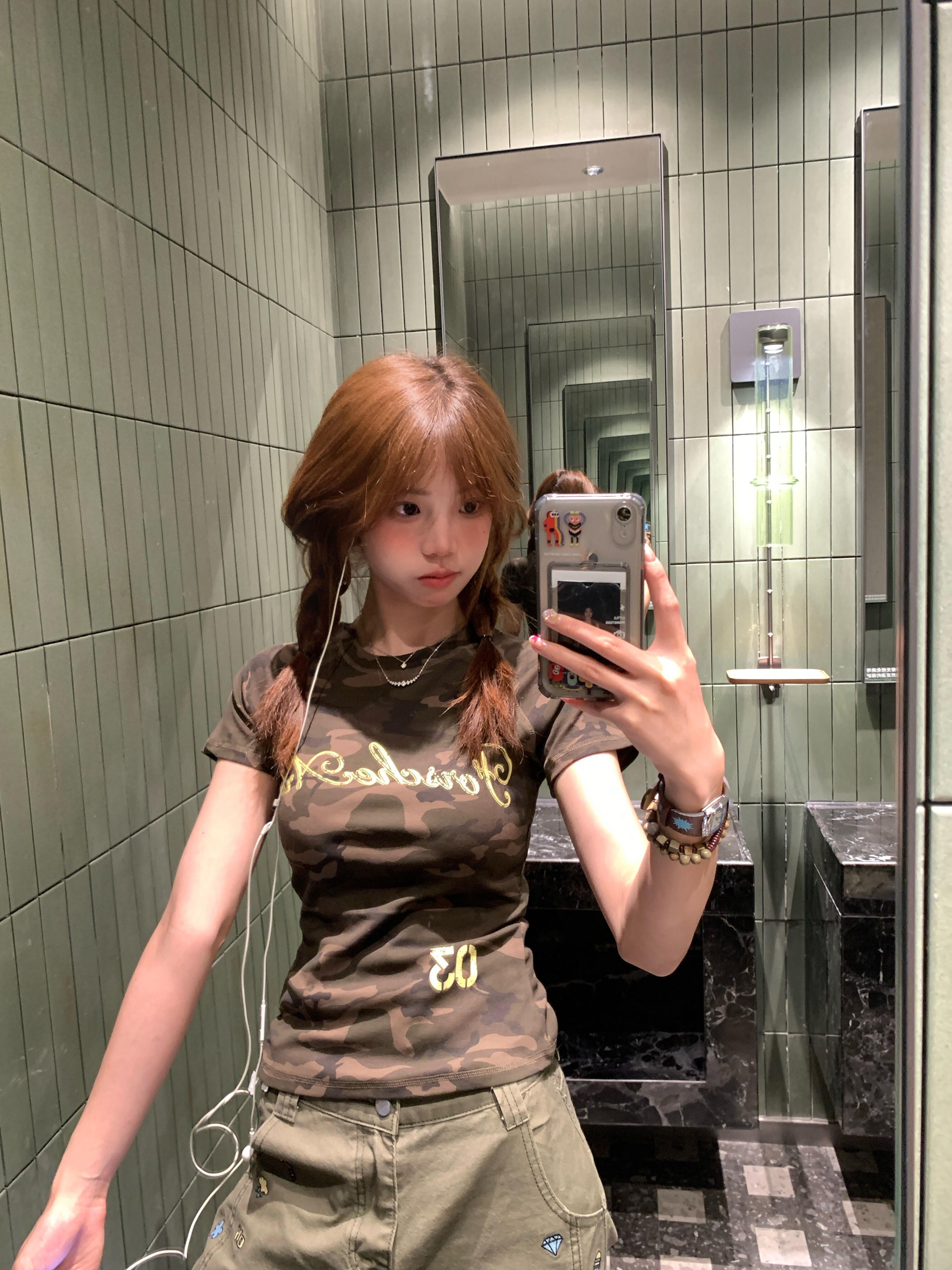 迷彩印花修身短袖 T 恤女夏季美式辣妹風顯瘦收腰短款上衣