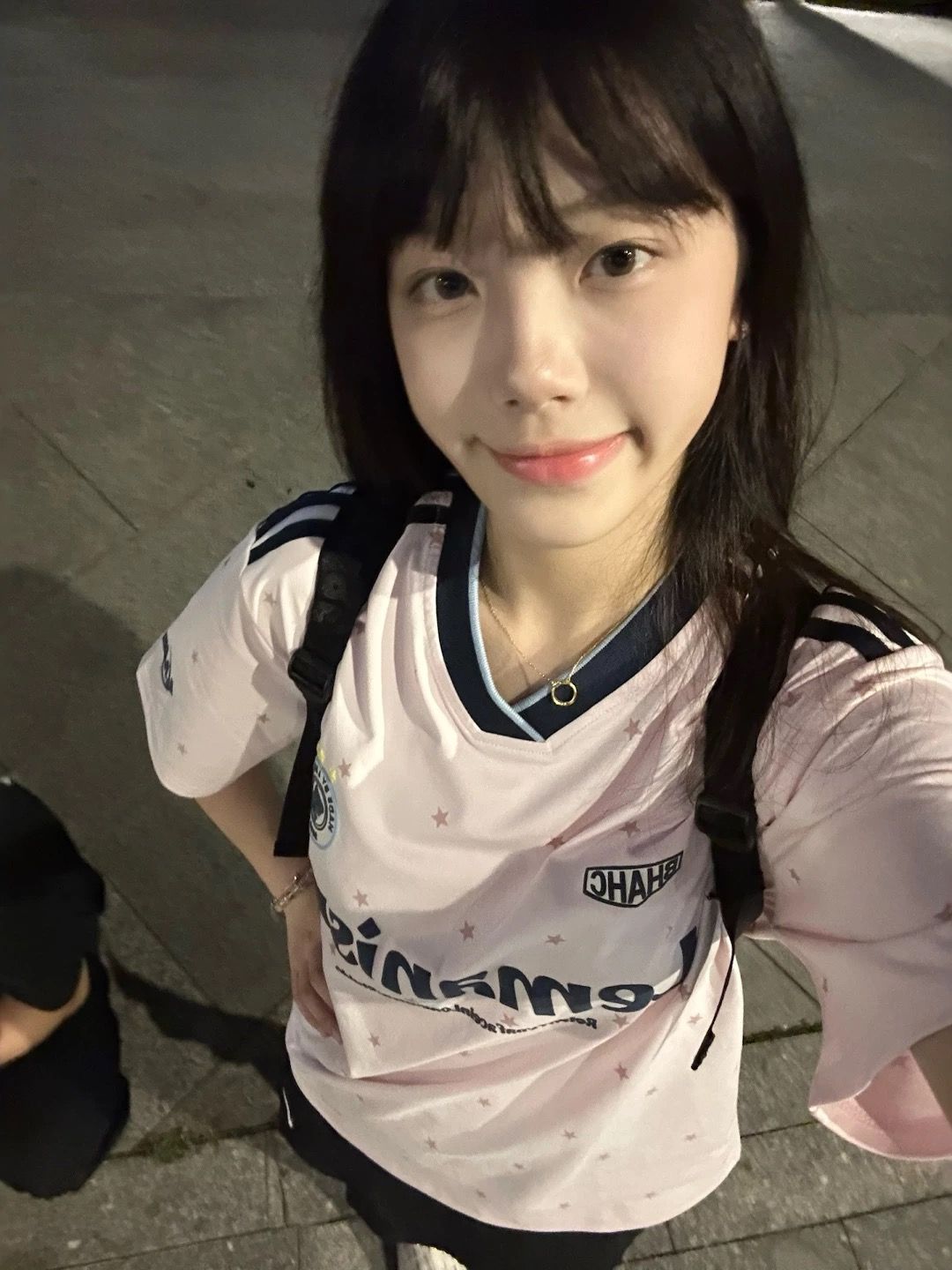 美式粉色星星印花 V 領撞色短袖 T 恤女夏季學院風寬松百搭上衣