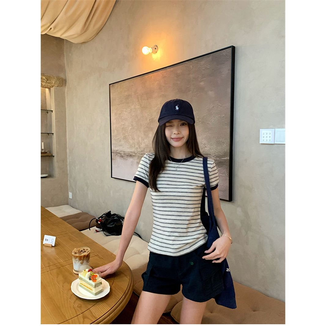 米白藏青條紋撞色圓領修身短袖 T 恤女夏季韓系休閑百搭顯瘦上衣