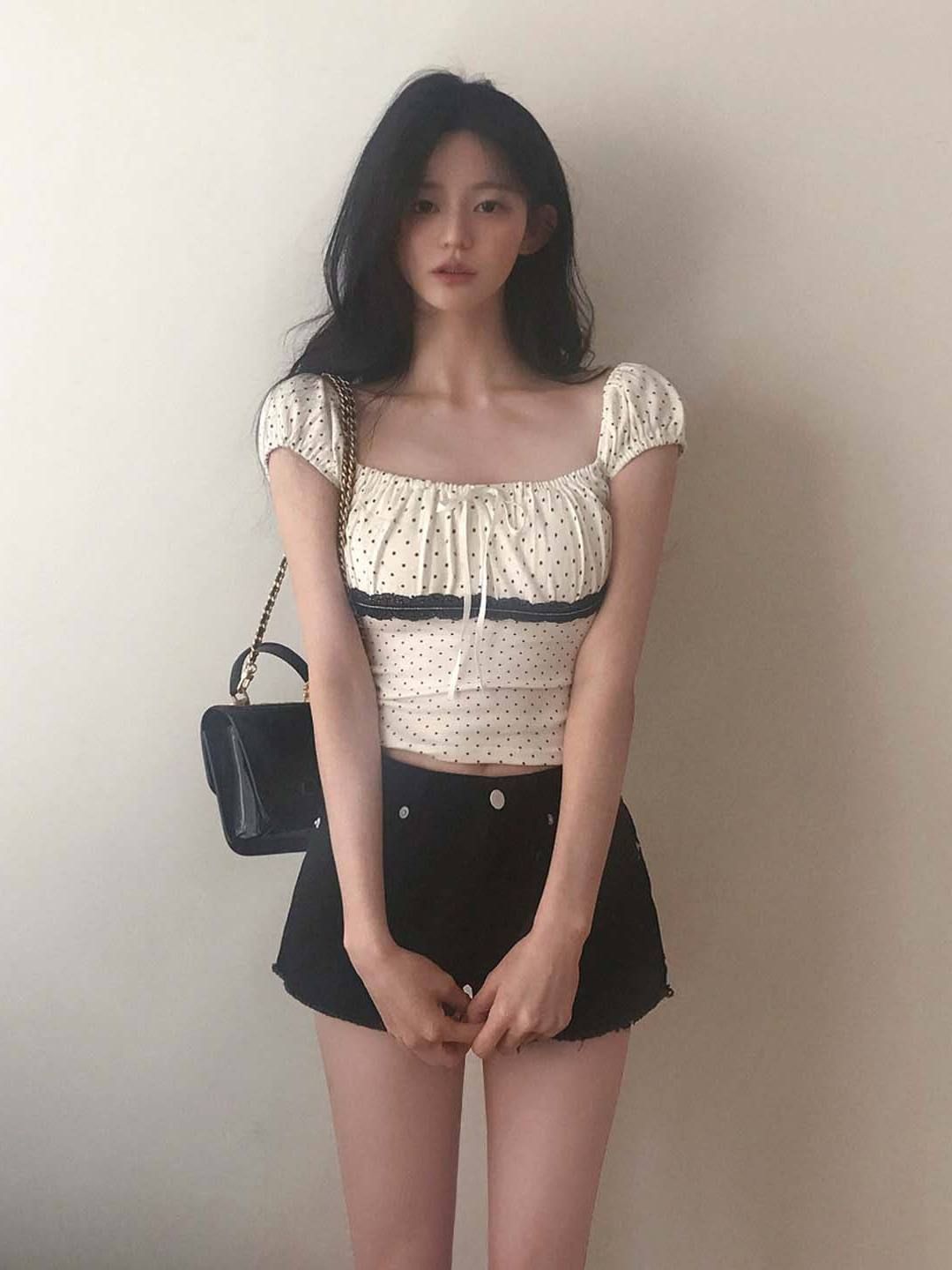 方領波點蝴蝶結短袖t恤女夏季蕾絲拼接顯瘦黑色泡泡袖小上衣