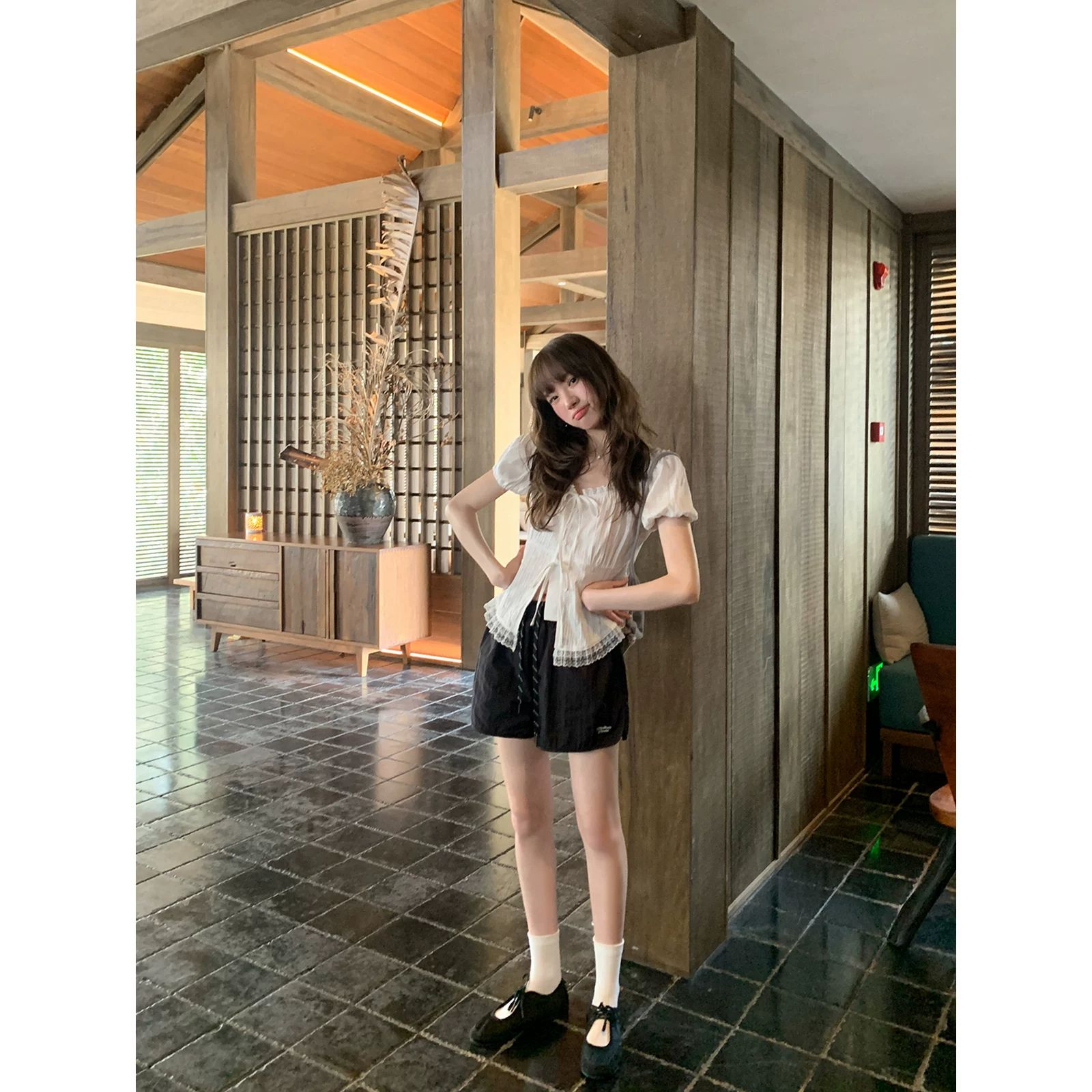 甜美風蕾絲邊綁帶短袖襯衫女夏季洋氣小衫獨特別致上衣