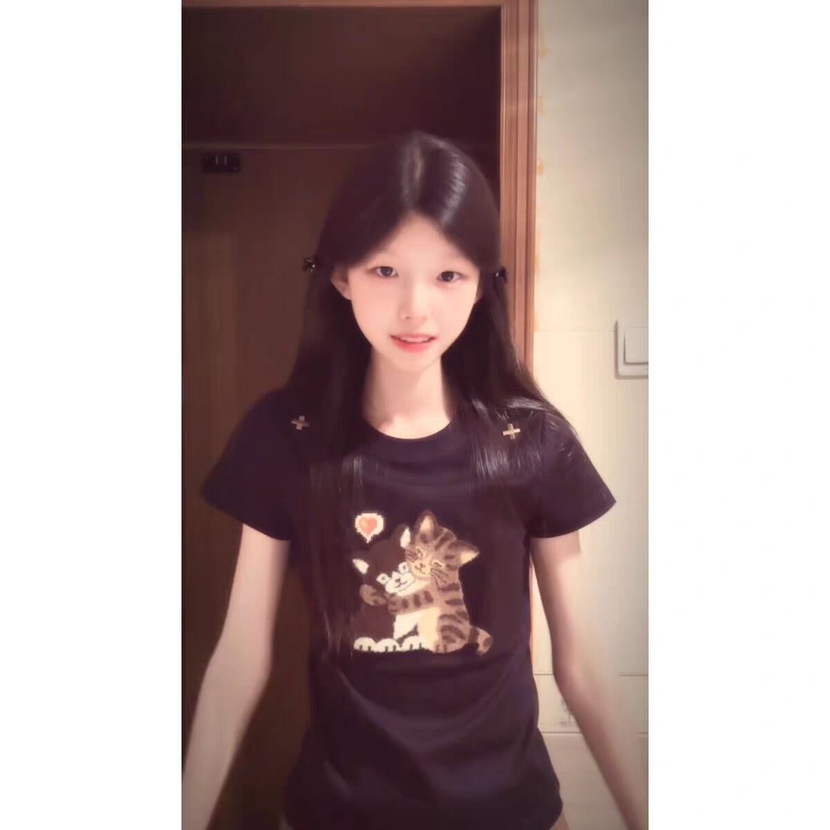 可愛風貓咪印花修身短袖 T 恤女夏季韓系顯瘦百搭短款上衣