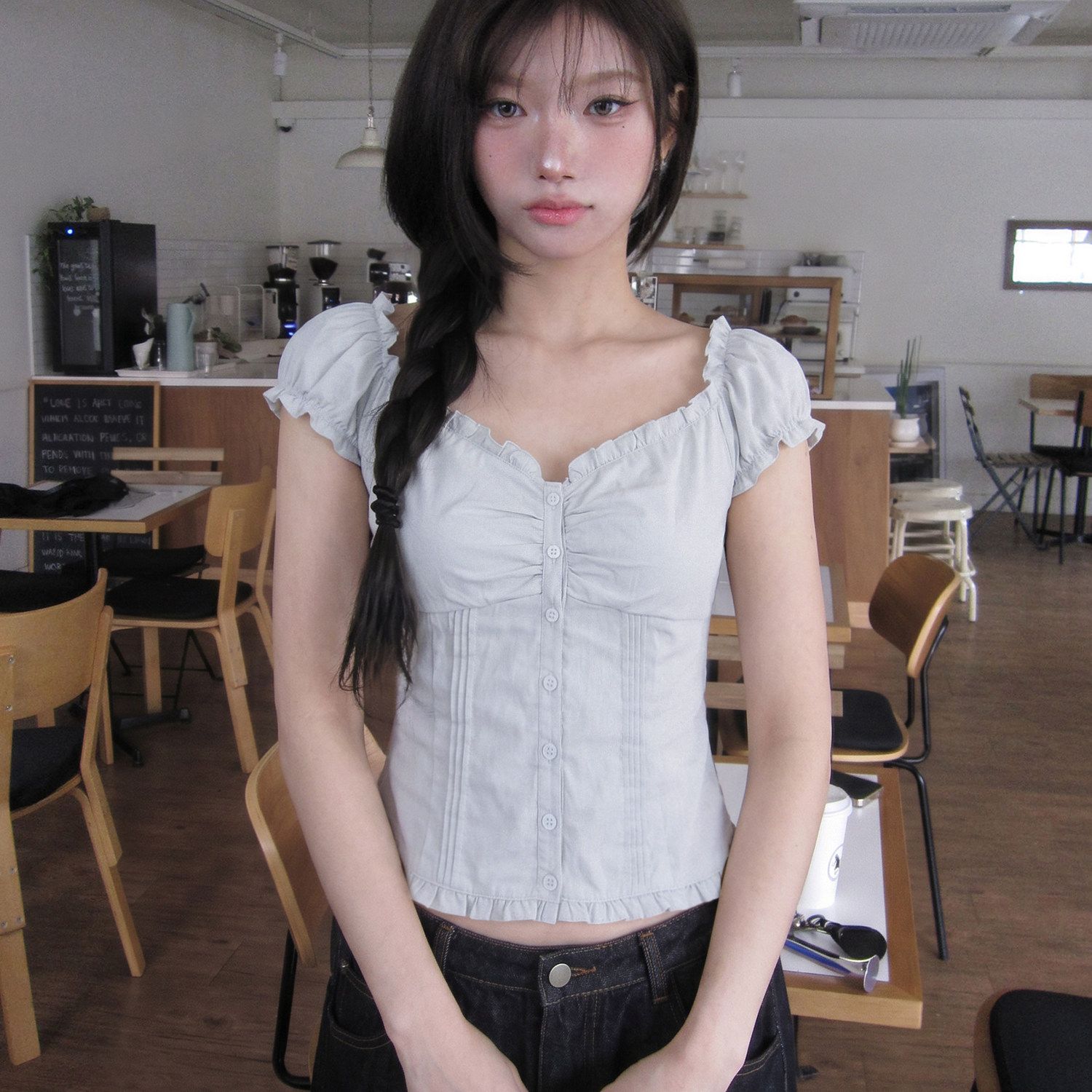 甜美方領木耳邊褶皺短袖襯衫女夏季溫柔風收腰顯瘦百搭短款上衣