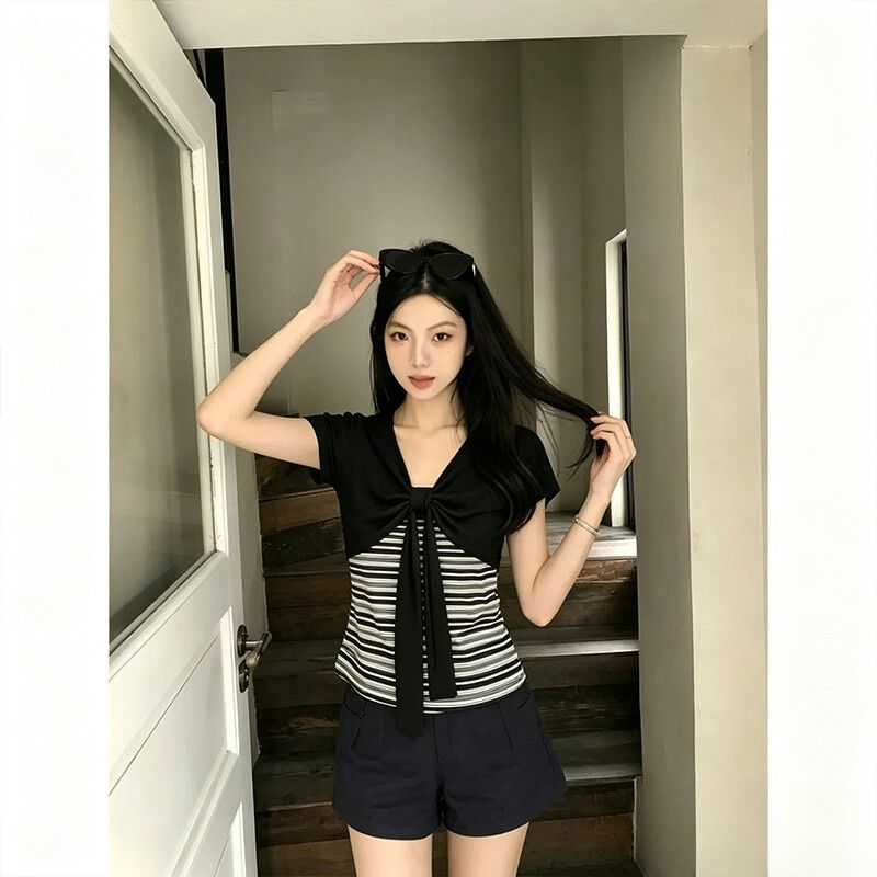熟女風撞色條紋拼接假兩件扭結系帶短袖修身掐腰出片絕美T恤