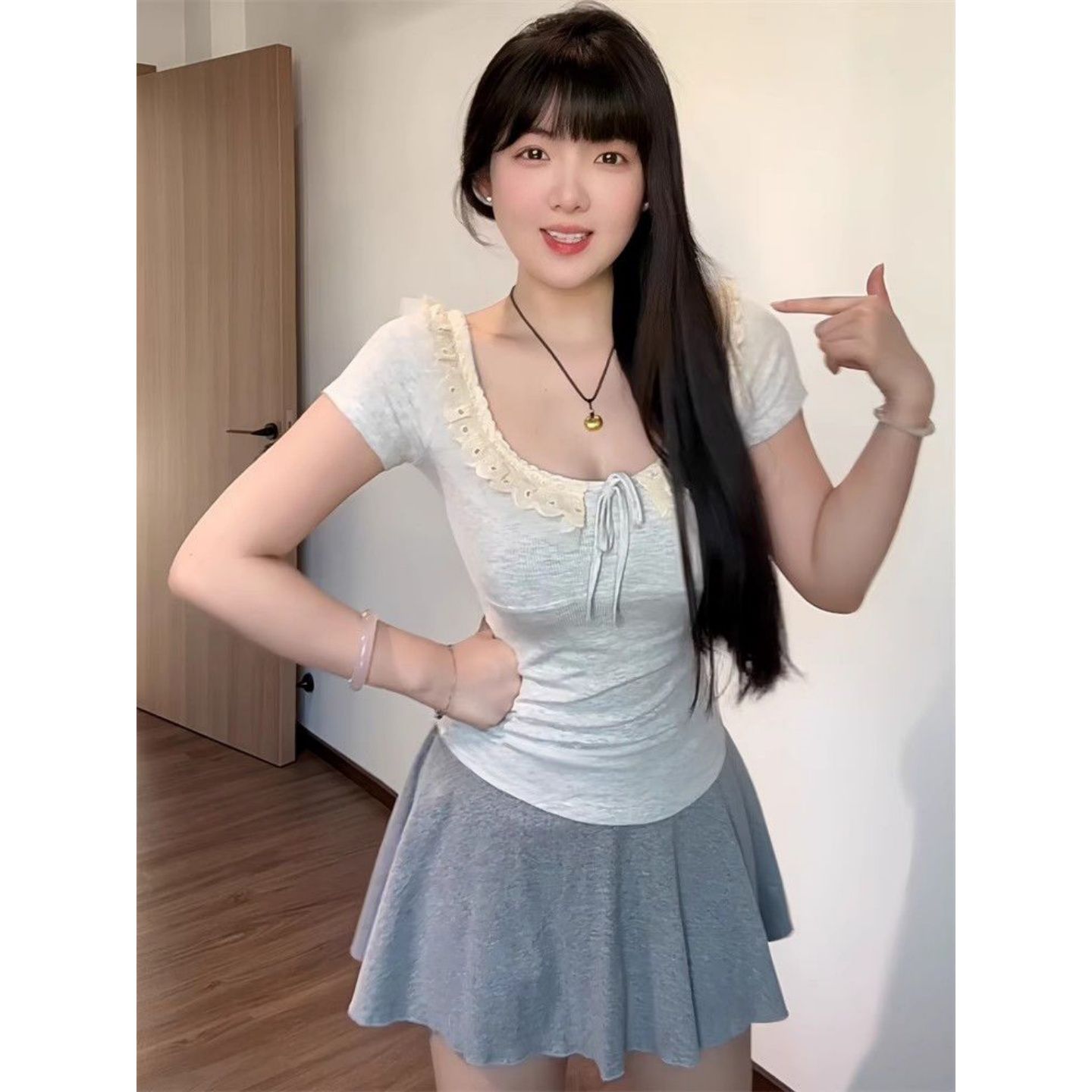 韓系蕾絲方領泡泡袖短袖上衣女夏季溫柔風收腰顯瘦百搭短款上衣