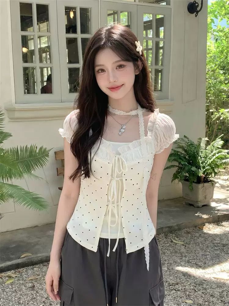 法式波點蕾絲掛脖泡泡袖短款上衣女夏季純欲風修身顯瘦百搭小衫