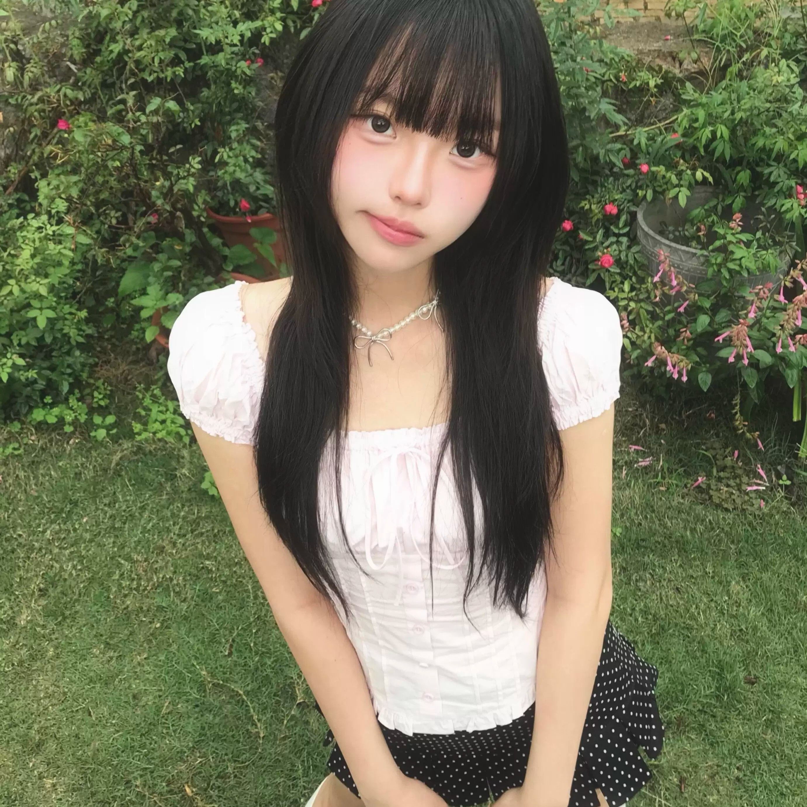 方領一字肩韓系純欲氛圍感穿搭粉色泡泡袖蝴蝶結蕾絲襯衫女