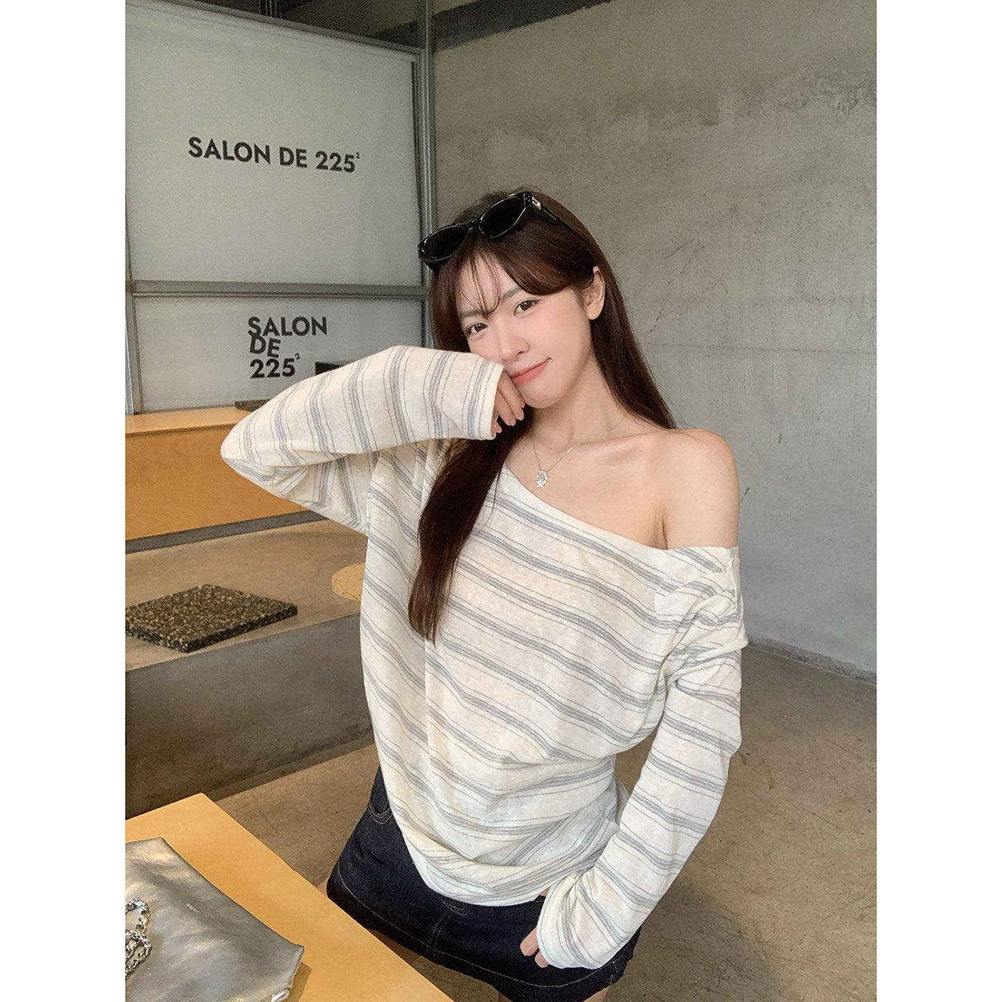 韓系純欲條紋斜肩防曬T恤女裝夏季慵懶風不撞款罩衫上衣