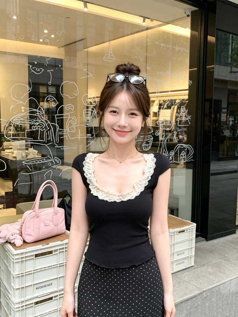 純欲U領蕾絲邊短袖T恤女夏季撞色小眾修身百搭短款上衣