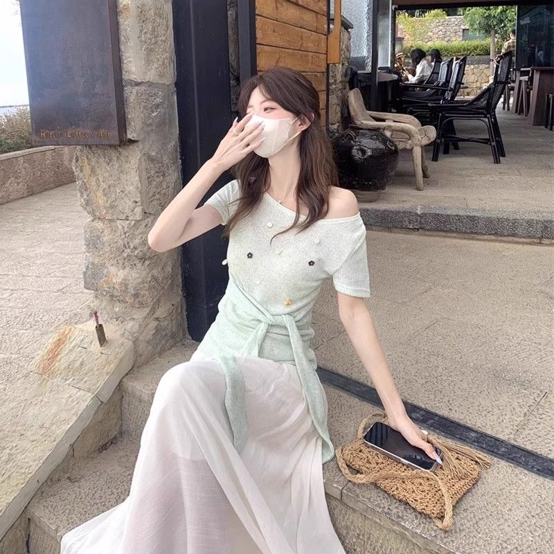 一字領系帶收腰短袖 T 恤女夏季溫柔風彩色紐扣裝飾修身顯瘦上衣