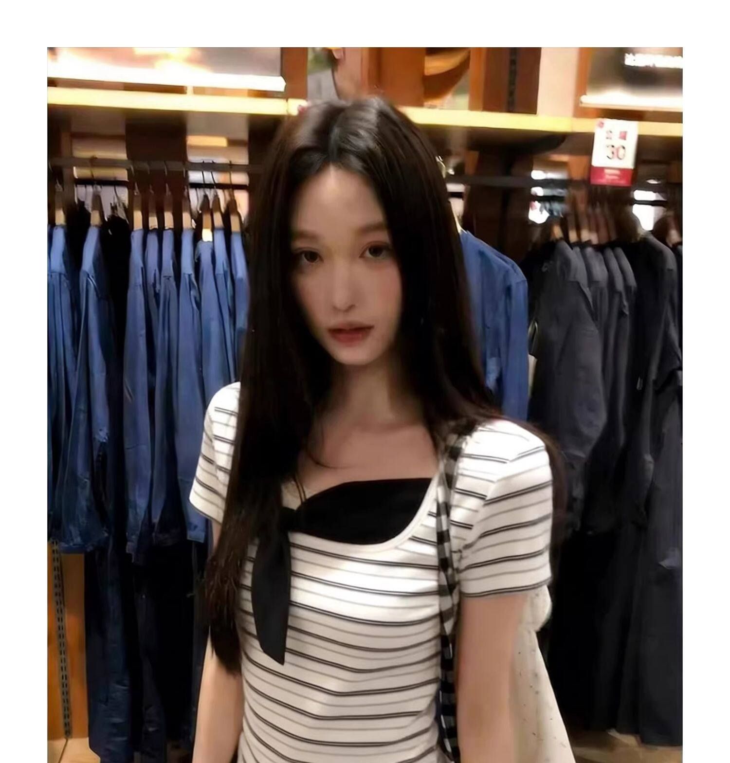 性感白色條紋方領蝴蝶結短袖2026夏季高級感修身顯瘦氣質上衣