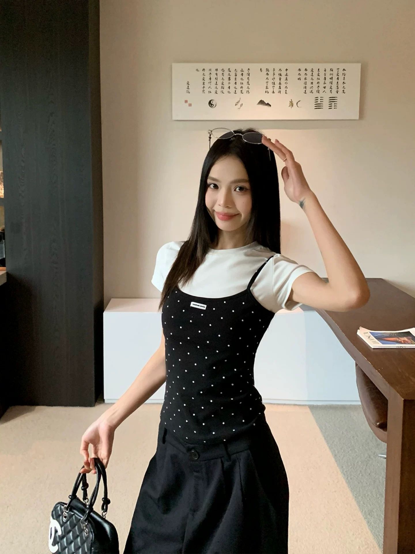 白色短袖T恤紅色波點吊帶假兩件女夏季美式辣妹風修身百搭短款