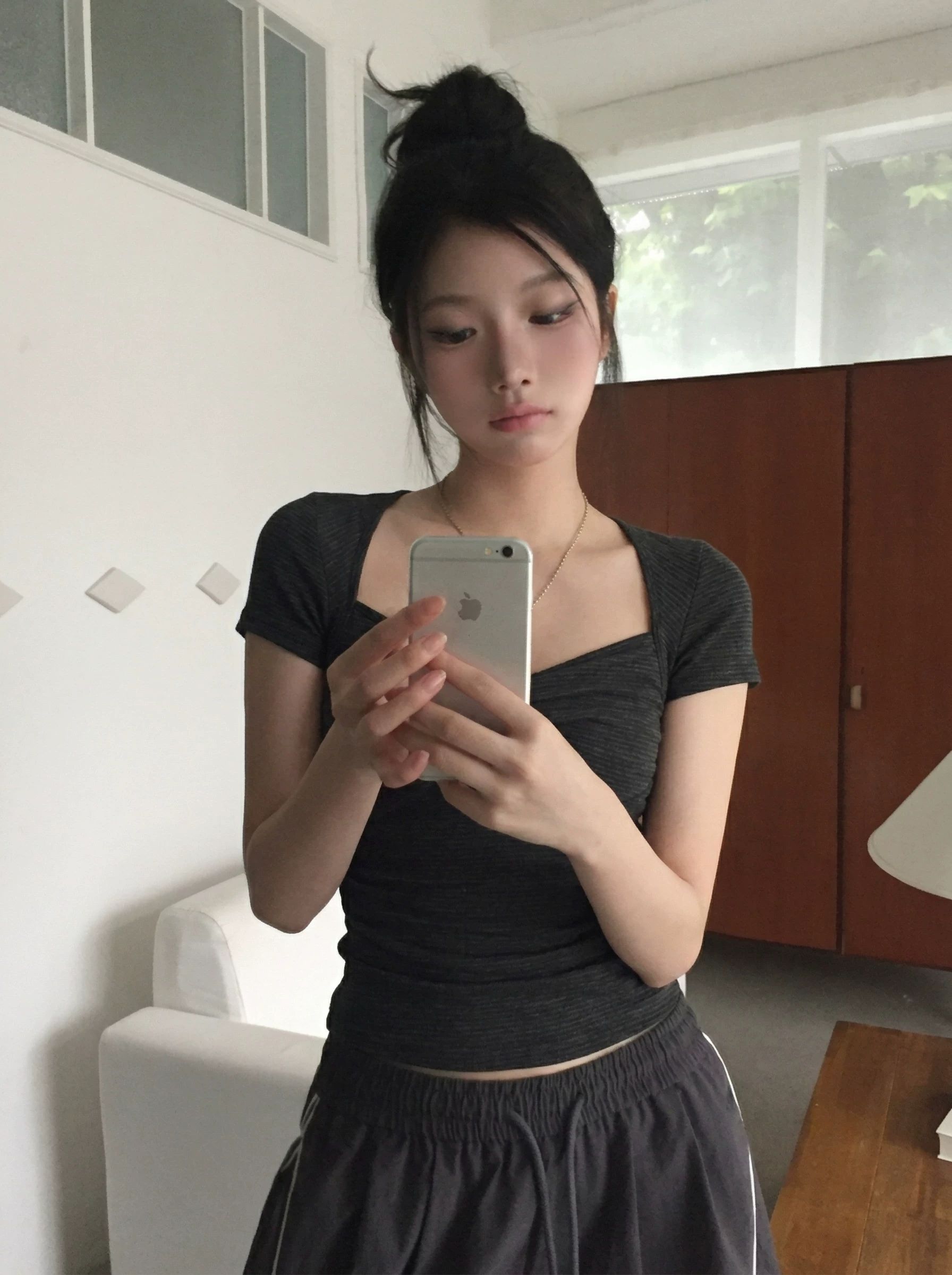 方領條紋扭結短袖T恤女夏季修身顯瘦收腰通勤辣妹上衣