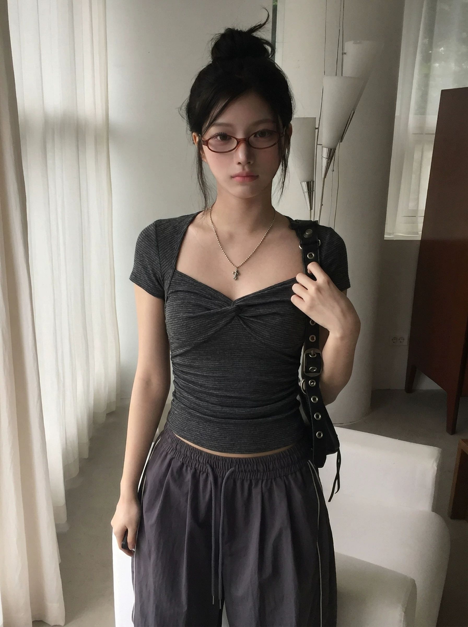 方領條紋扭結短袖T恤女夏季修身顯瘦收腰通勤辣妹上衣