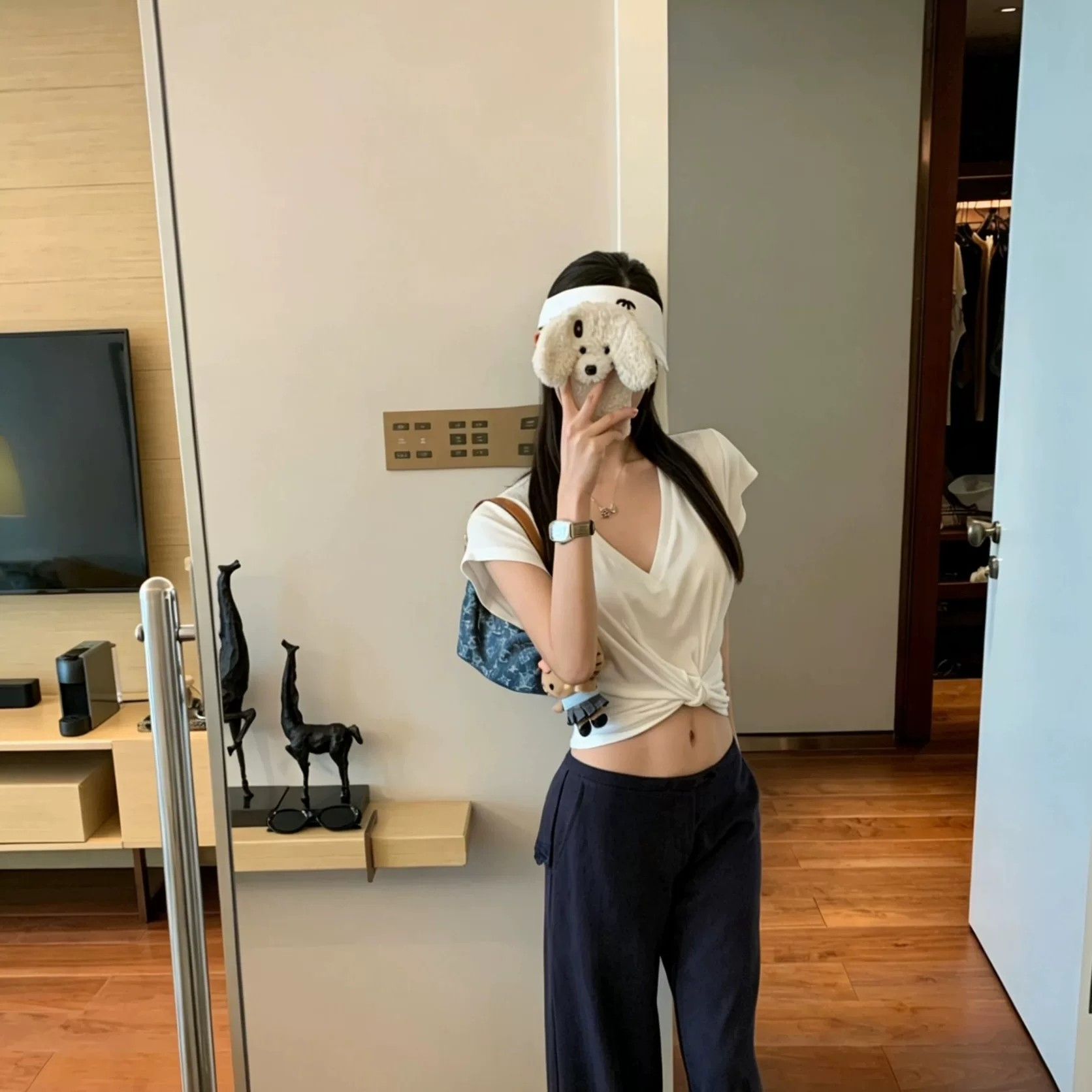 法式獨特小眾扭結v領短袖 t 恤女夏季小飛袖收腰上衣潮