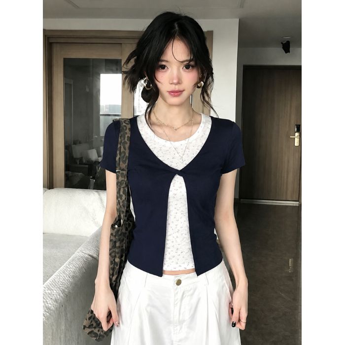 美式碎花假兩件正肩短袖t恤女夏設計感短款修身辣妹上衣