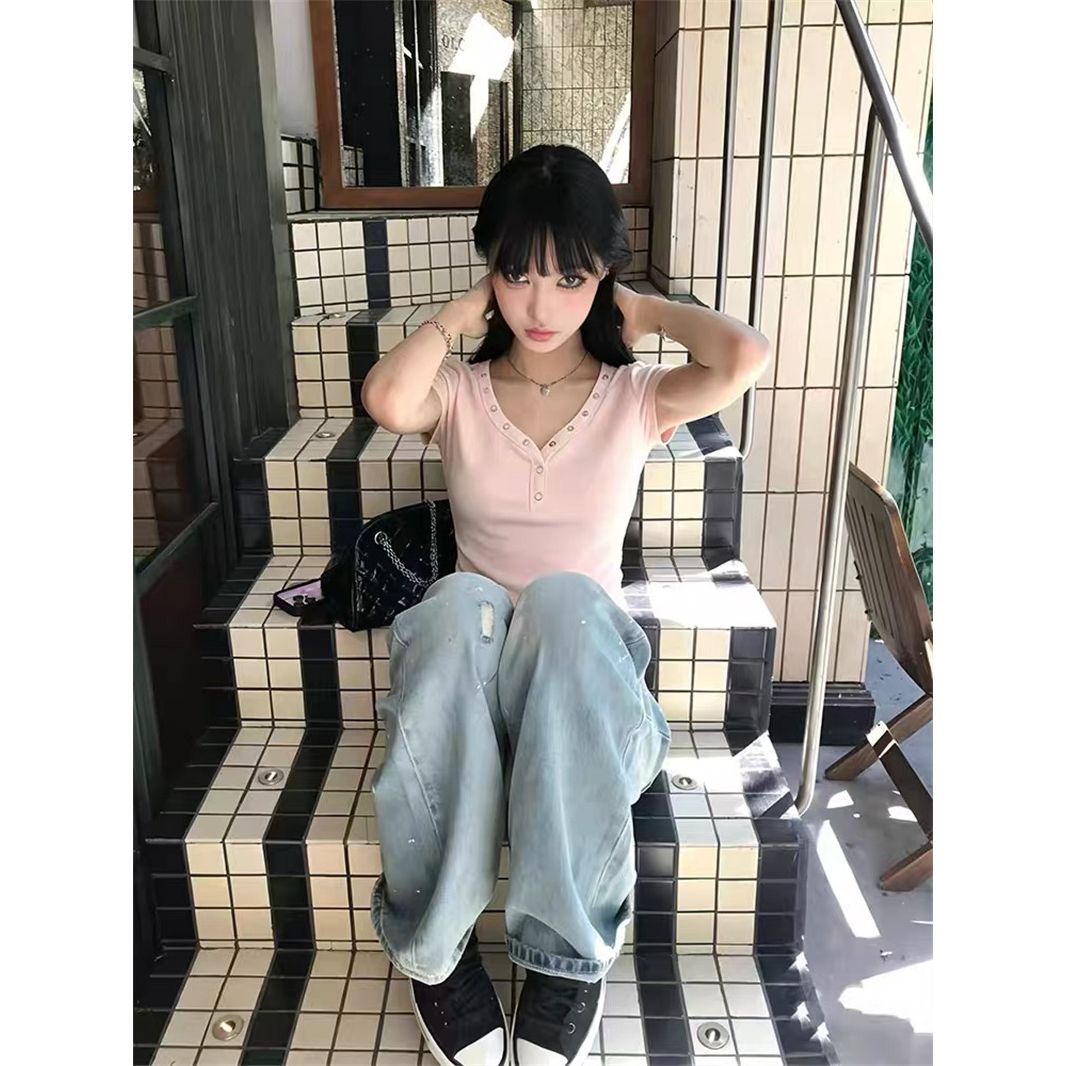 粉色 V領鉚釘亨利扣短袖 T恤女夏季辣妹風修身顯瘦百搭短款上衣