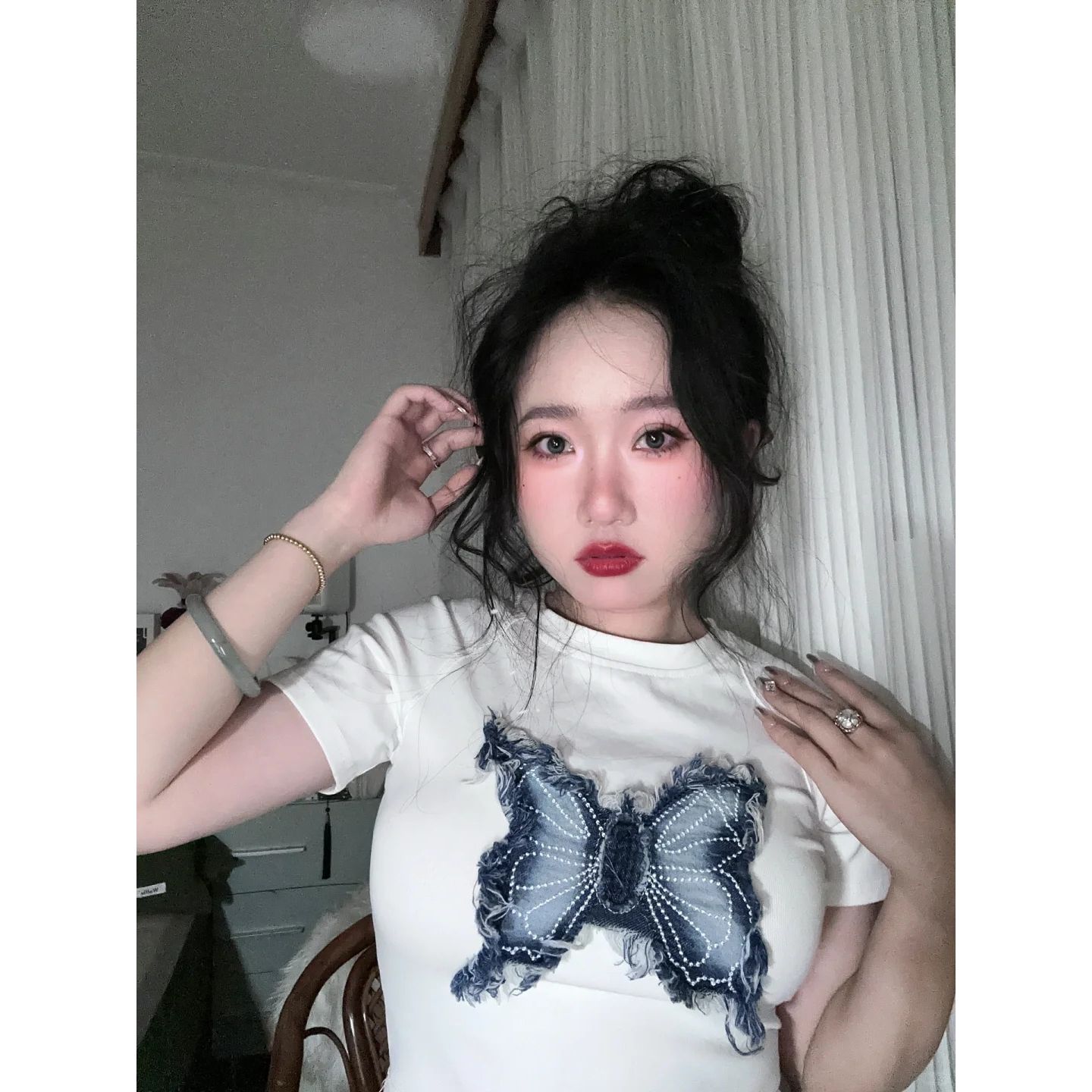 蝴蝶貼布短袖 T 恤女夏季美式辣妹風修身顯瘦百搭短款上衣