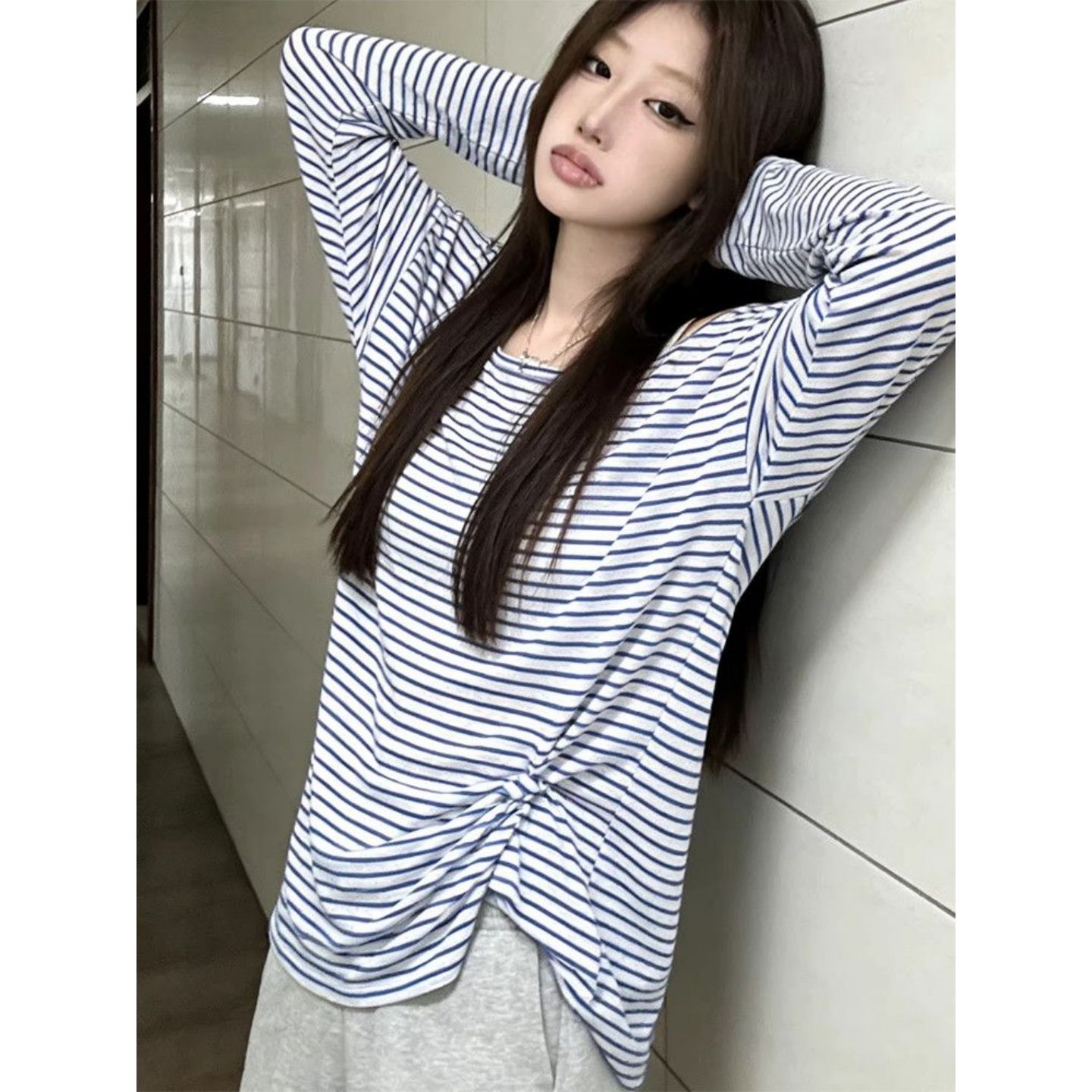 韓系純欲風斜肩條紋寬松防曬罩衫女薄款微透長袖t恤上衣