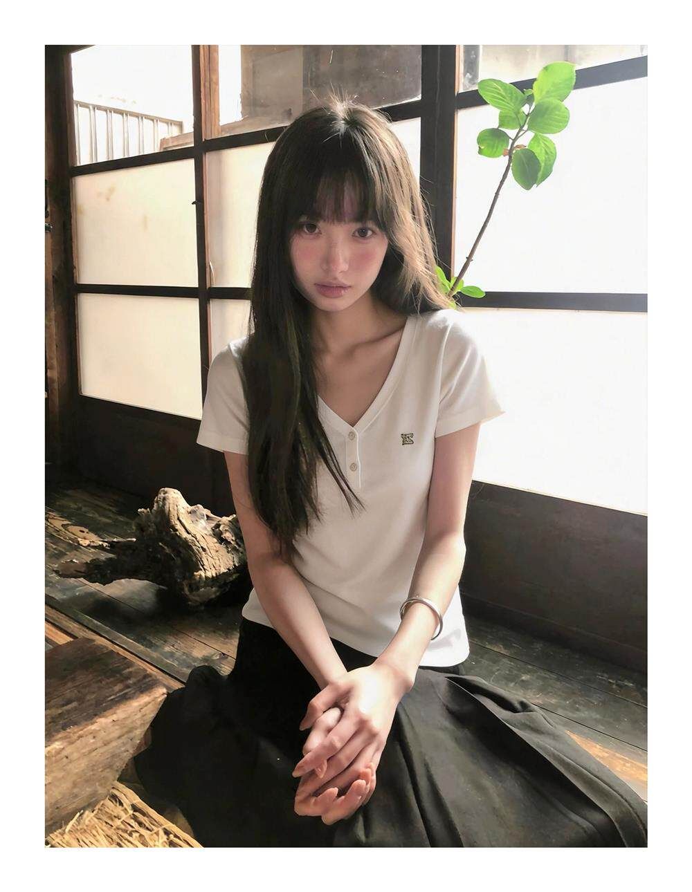 V 領半開扣刺繡短袖 T 恤女夏季修身顯瘦百搭基礎款短款上衣