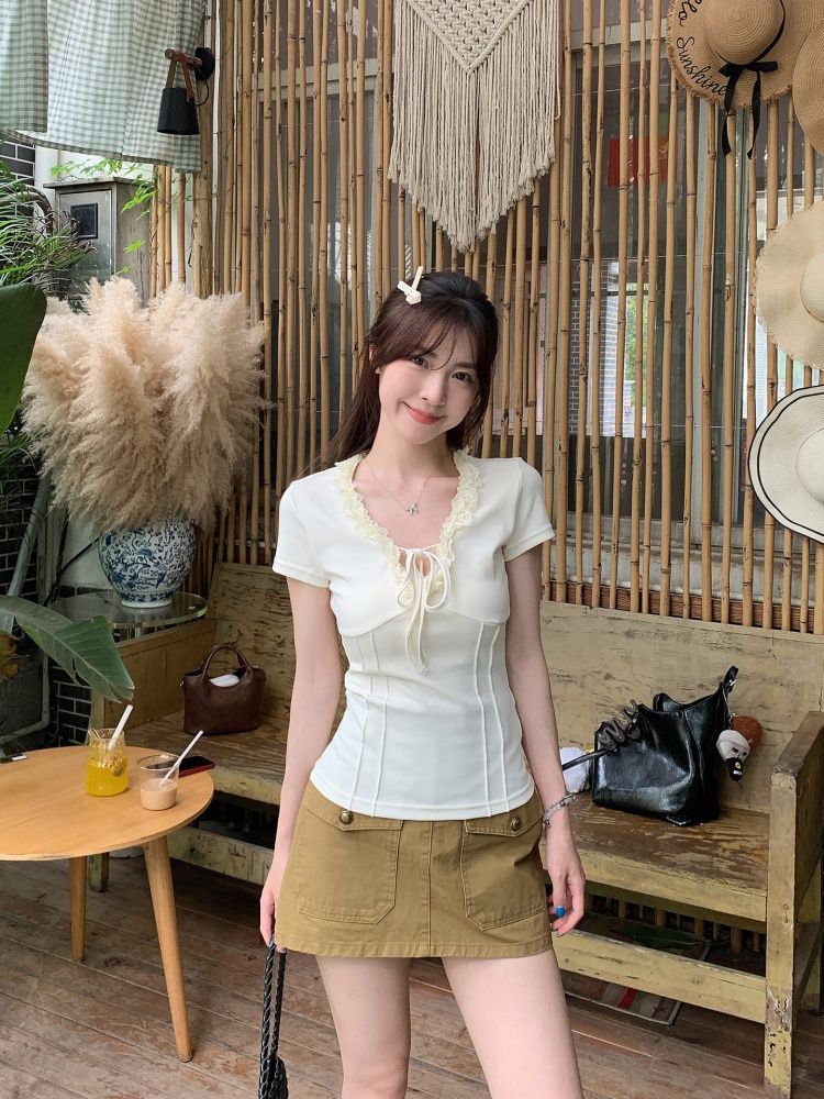 純欲風木耳邊 V 領系帶短袖T恤女魚骨收腰修身顯瘦短款上衣
