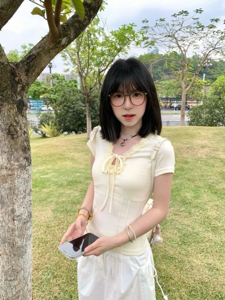 法式木耳邊 V 領系帶短袖T恤女魚骨收腰修身顯瘦純欲風短款上衣