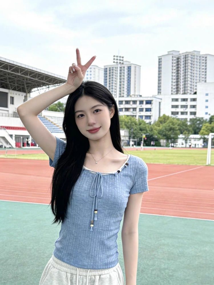 小香風溫柔藍色正肩短袖t恤女夏季新款設計感修身絕美上衣