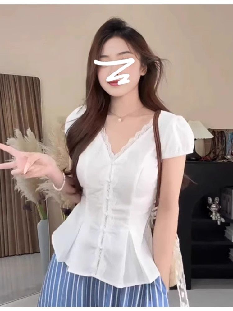 溫柔風蕾絲V領盤扣短袖襯衫女收腰褶皺下擺百褶遮肚顯瘦短款上衣