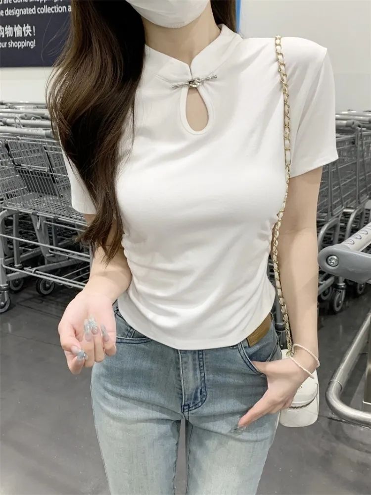 已出貨 設計感白色新中式鏤空短袖T恤女風修身顯瘦辣妹短上衣